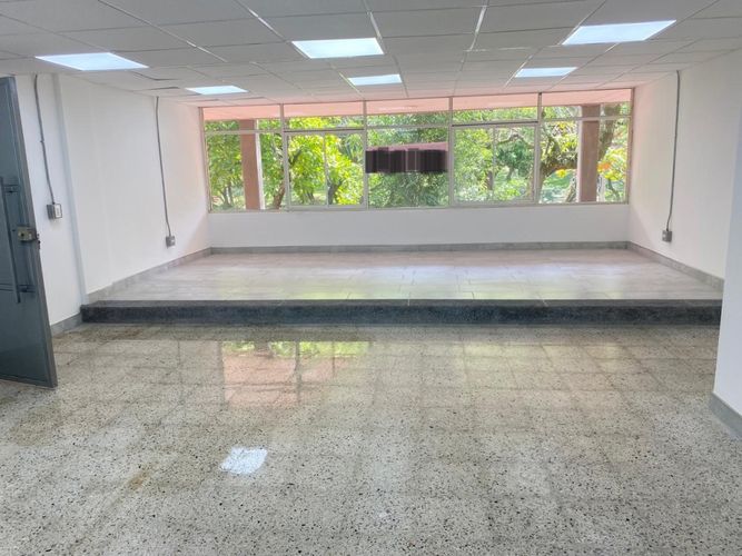 Local en arriendo en Laureles, Medellín, 56 m² · foto 3 de 3