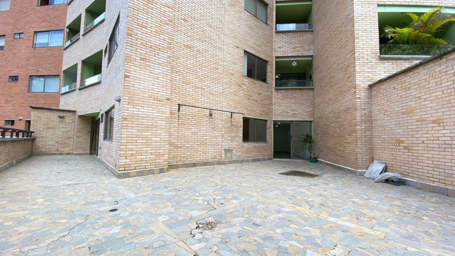 Apartamento de 3 alcobas en venta en Las Lomitas, Sabaneta, 97 m² · foto 16 de 20