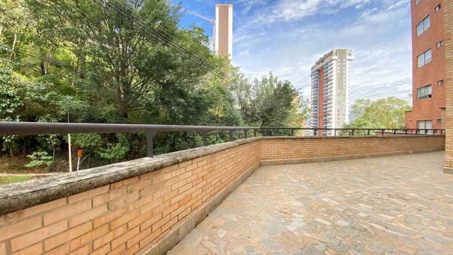 Apartamento de 3 alcobas en venta en Las Lomitas, Sabaneta, 97 m² · foto 18 de 20