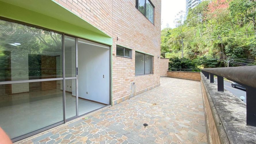 Apartamento de 3 alcobas en venta en Las Lomitas, Sabaneta, 97 m² · foto 19 de 20
