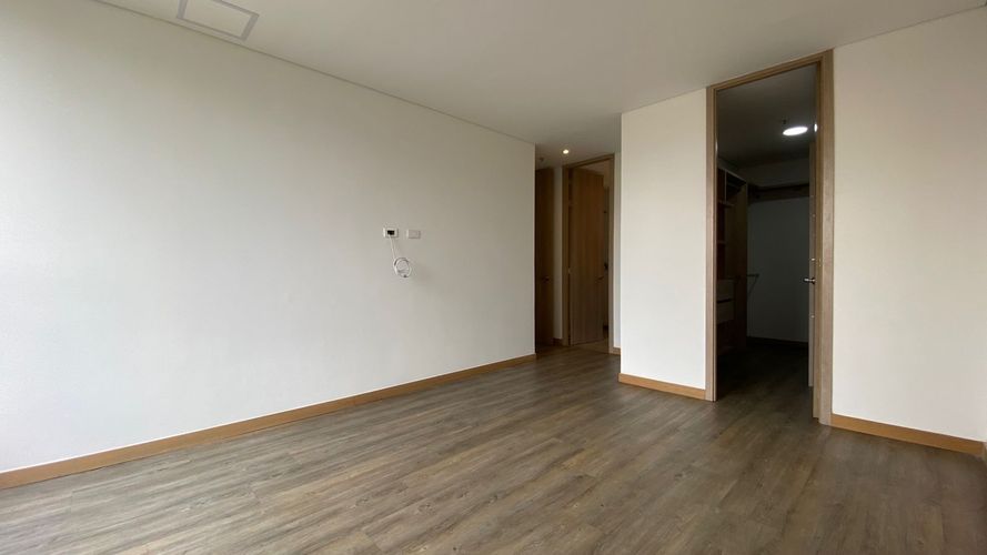 Apartamento de 2 alcobas en arriendo en El Poblado, Medellín, 100 m² · foto 12 de 18