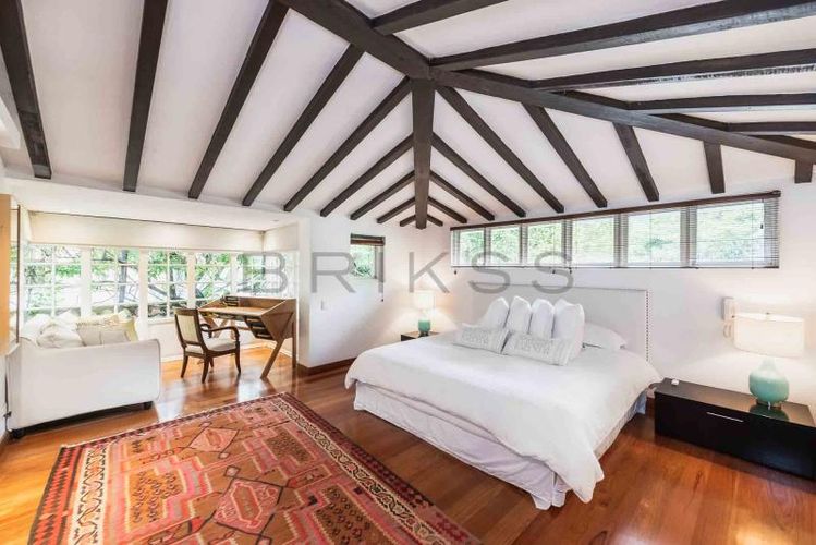 Casa de 3 alcobas en venta en Santa Barbara Alta, Bogotá, 403 m² · foto 9 de 21