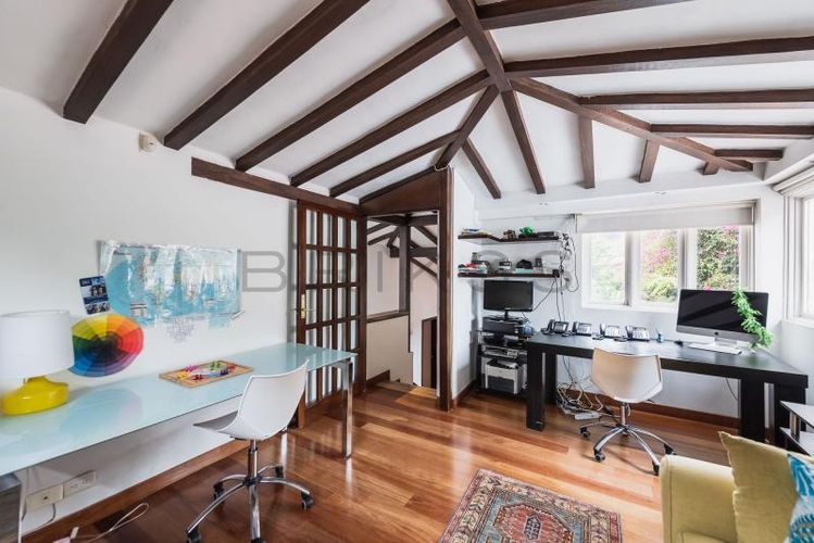 Casa de 3 alcobas en venta en Santa Barbara Alta, Bogotá, 403 m² · foto 16 de 21