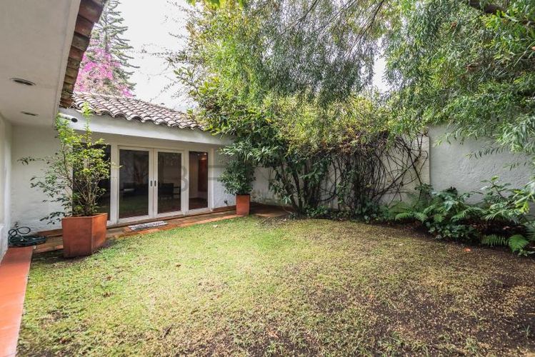 Casa de 3 alcobas en venta en Santa Barbara Alta, Bogotá, 403 m² · foto 20 de 21