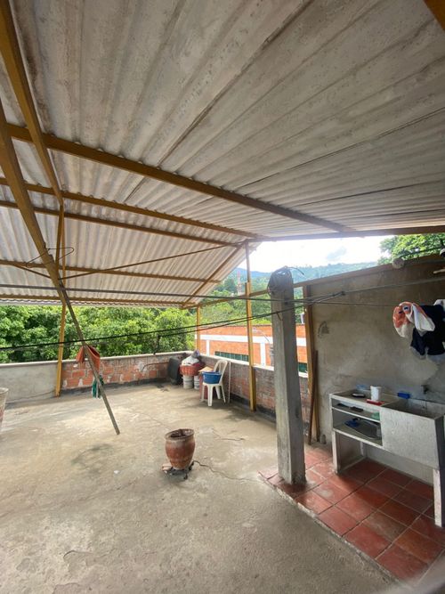 Apartamento de 6 alcobas en venta en El Carmen I, Floridablanca, 126 m² · foto 17 de 22