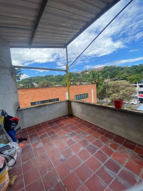Apartamento de 6 alcobas en venta en El Carmen I, Floridablanca, 126 m² · foto 19 de 22