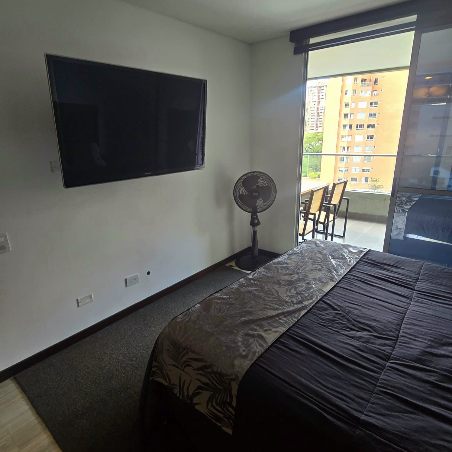 Apartamento en arriendo en Lalinde, Medellín · foto 6 de 10