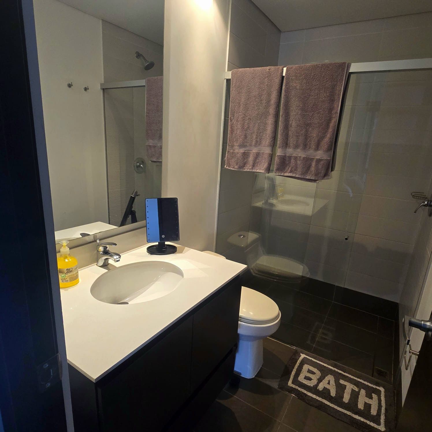 Apartamento en arriendo en Lalinde, Medellín · foto 8 de 10