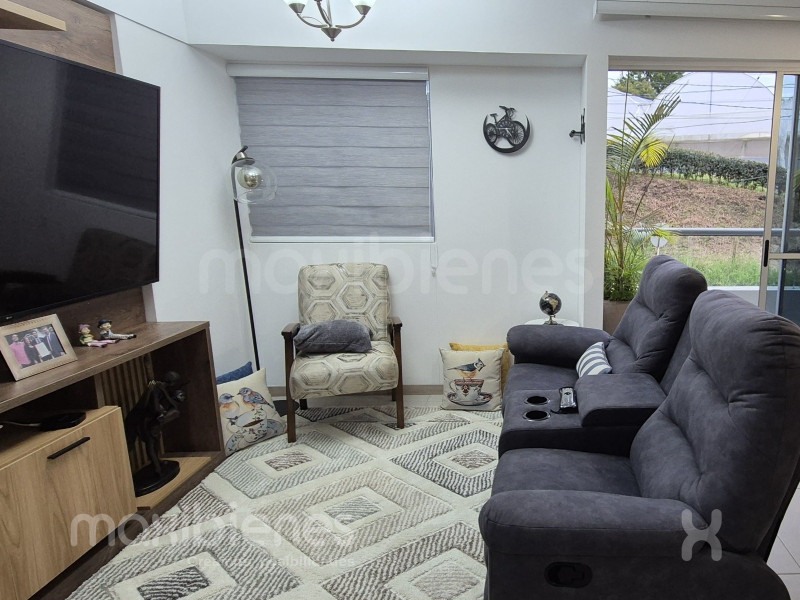 Apartamento en venta en Alcaravanes, Marinilla · foto 3 de 16