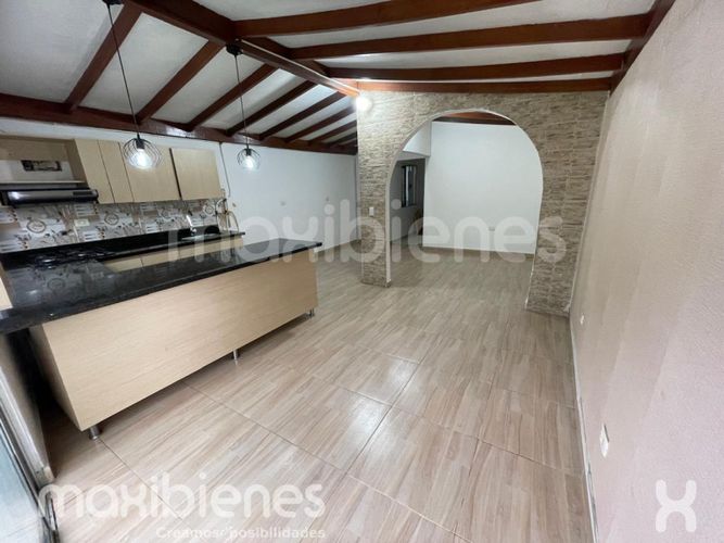 Apartamento en venta en Cataluña, Medellín · foto 3 de 14