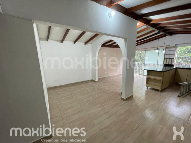 Apartamento en venta en Cataluña, Medellín · foto 8 de 14