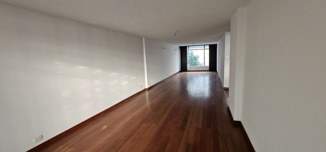 Casa de 4 alcobas en venta en Autopista Sur, Bogotá, 250 m² · foto 6 de 24