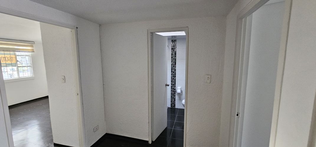 Casa de 4 alcobas en venta en Autopista Sur, Bogotá, 250 m² · foto 12 de 24