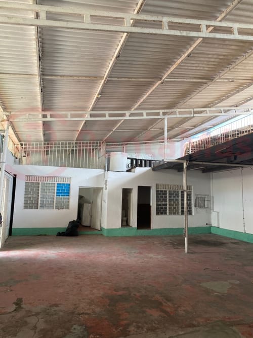Bodega en venta en El Contento, Cúcuta, 189 m² · foto 3 de 8