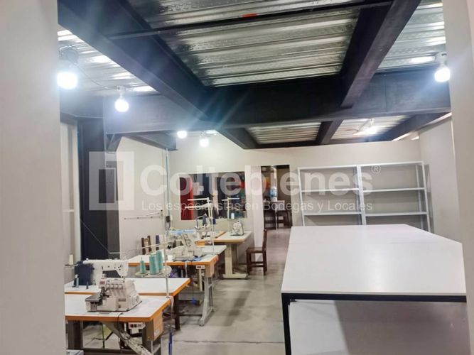 Bodega en arriendo en Campo Amor, Medellín, 90 m² · foto 5 de 11