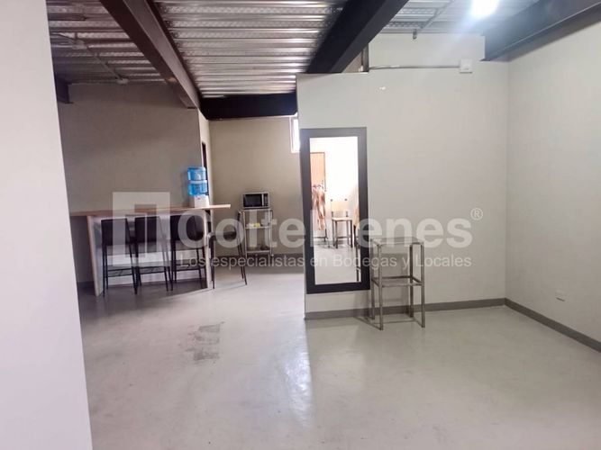 Bodega en arriendo en Campo Amor, Medellín, 90 m² · foto 7 de 11