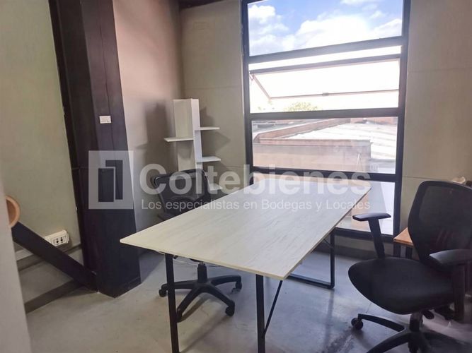 Bodega en arriendo en Campo Amor, Medellín, 90 m² · foto 8 de 11