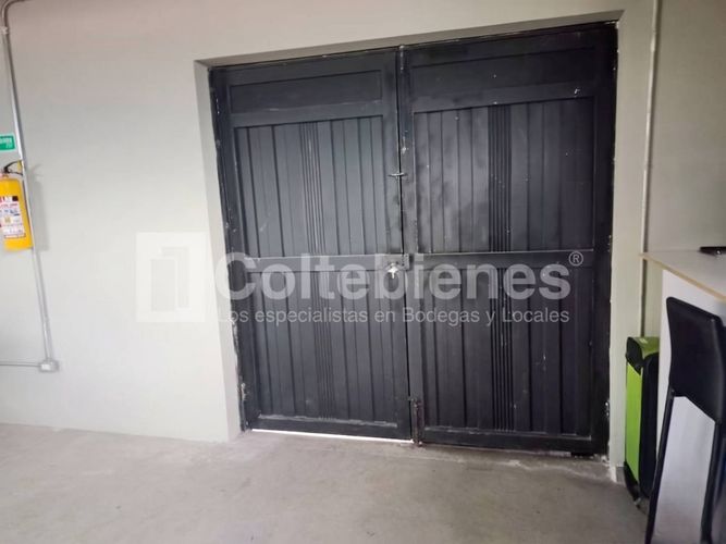 Bodega en arriendo en Campo Amor, Medellín, 90 m² · foto 11 de 11