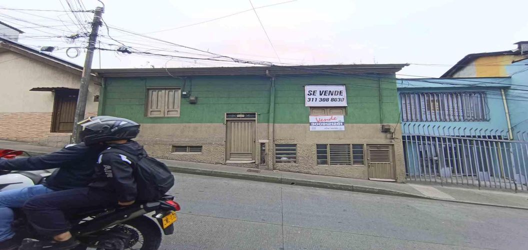 Lote en venta en El Centro, Manizales, 198 m² · foto 3 de 5