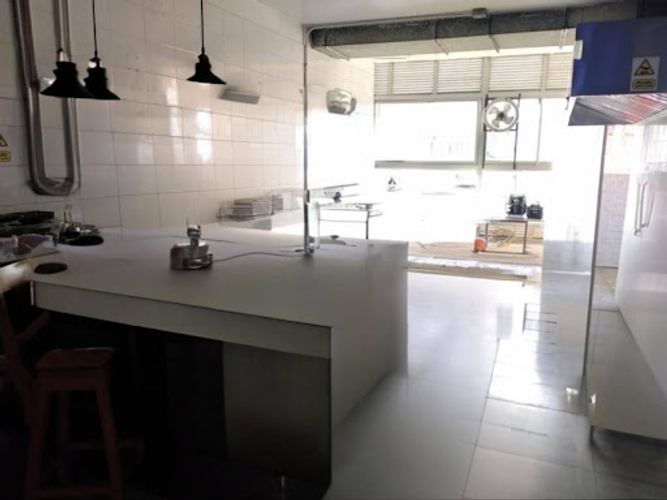 Local en arriendo en Manrique Central, Medellín, 360 m² · foto 8 de 10