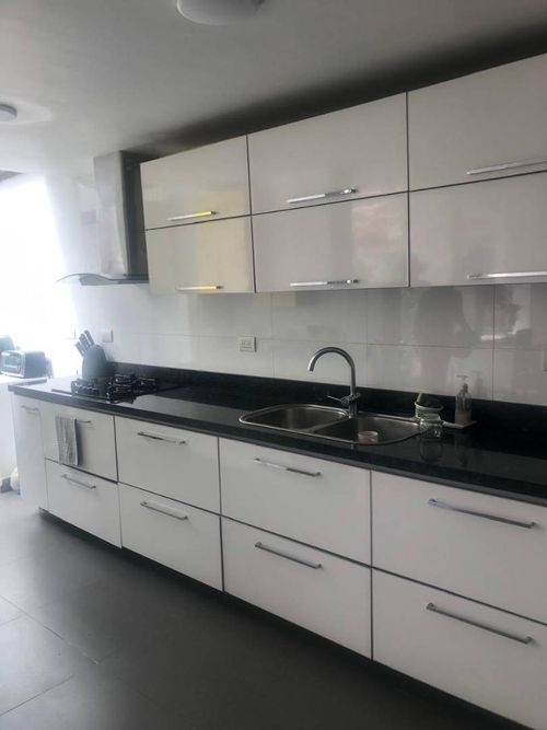 Casa de 3 alcobas en venta en San Jose De Bavaria, Bogotá, 270 m² · foto 20 de 24