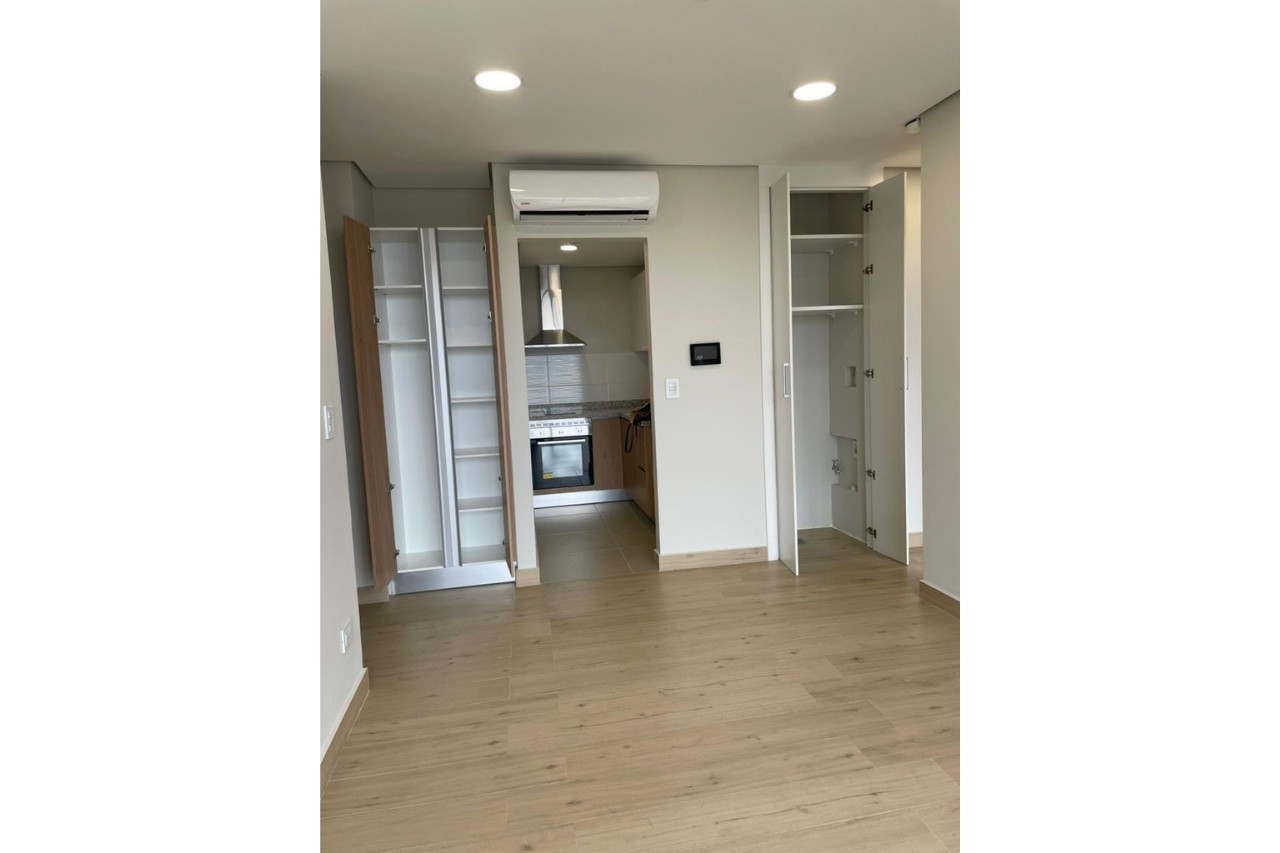 Barrio Mariscal Estigarribia - Departamento de un dormitorio en alquiler, zona Shopping Mariscal López — foto 3