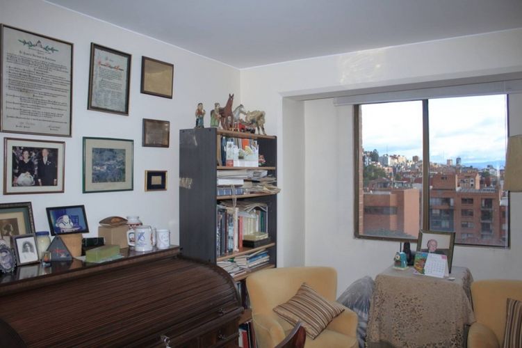 Apartamento de 4 alcobas en venta en Emaus, Bogotá, 327 m² · foto 14 de 24