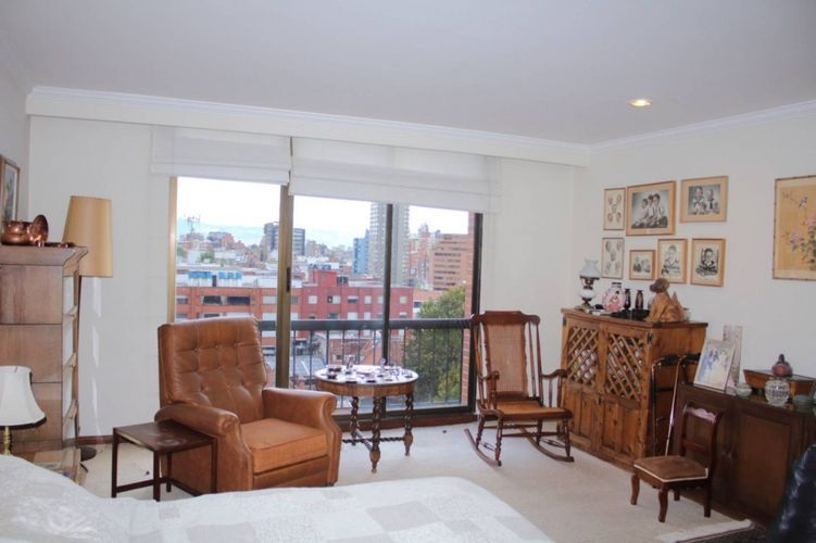 Apartamento de 4 alcobas en venta en Emaus, Bogotá, 327 m² · foto 17 de 24