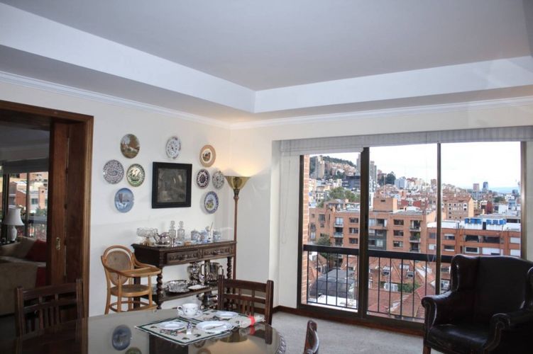 Apartamento de 4 alcobas en venta en Emaus, Bogotá, 327 m² · foto 18 de 24