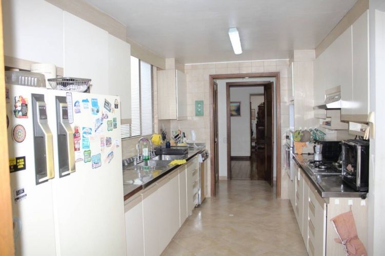 Apartamento de 4 alcobas en venta en Emaus, Bogotá, 327 m² · foto 20 de 24