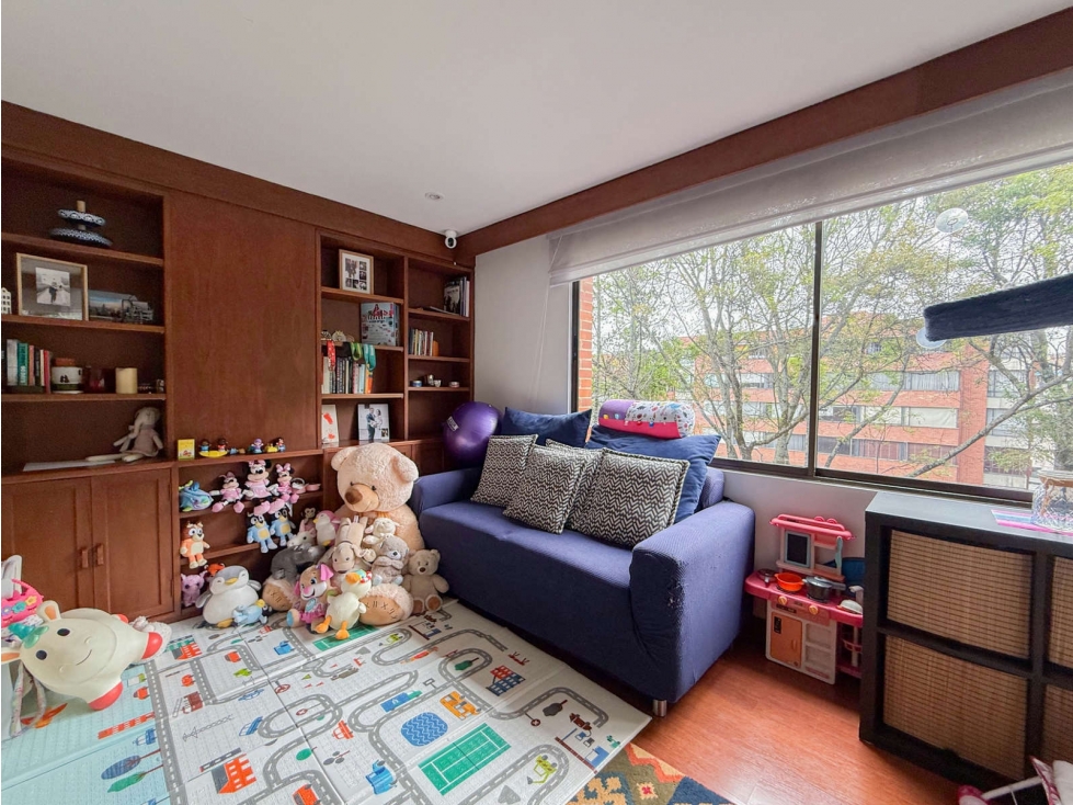 Apartamento en venta en Chico Norte, Bogotá · foto 6 de 9