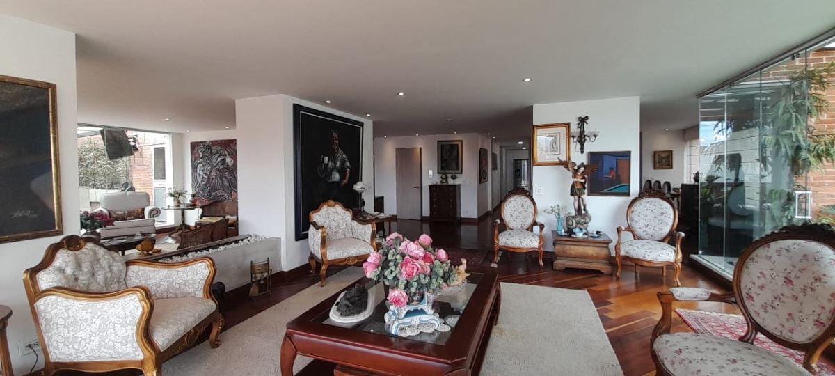 Apartamento en venta en El Refugio, Bogotá · foto 5 de 24