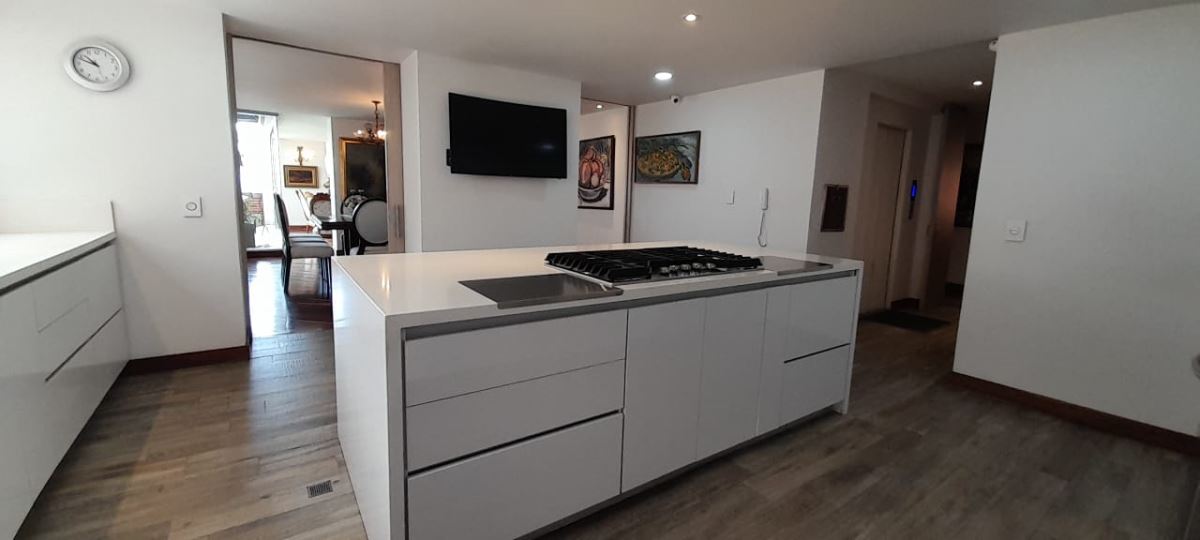 Apartamento en venta en El Refugio, Bogotá · foto 19 de 24