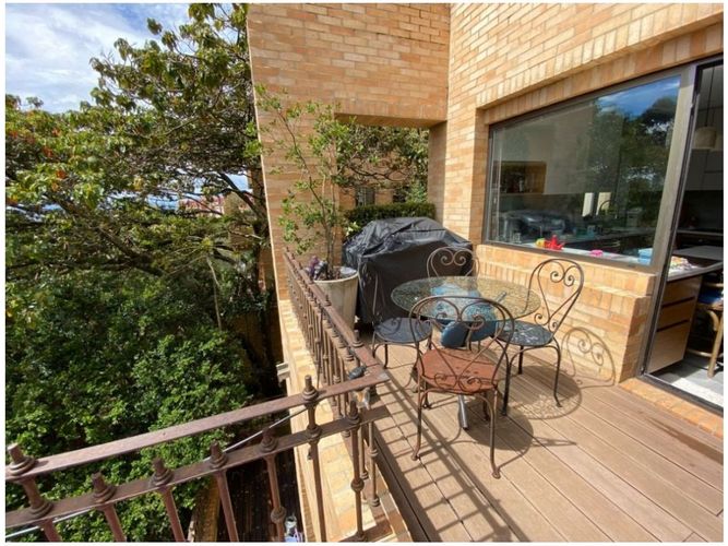 Apartamento en venta en Santa Barbara, Bogotá · foto 2 de 13
