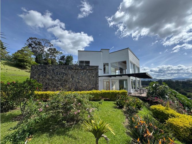 Finca en venta en San Antonio De Pereira, El Carmen de Viboral, 2920 m² · foto 3 de 24
