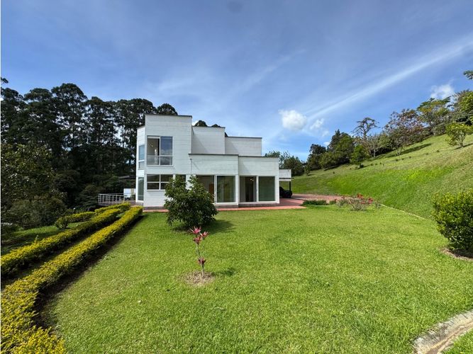 Finca en venta en San Antonio De Pereira, El Carmen de Viboral, 2920 m² · foto 4 de 24