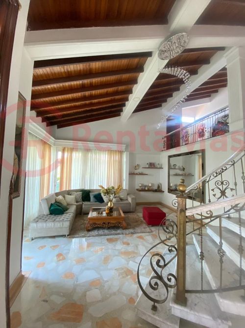 Casa de 4 alcobas en arriendo en Santander, Villa del Rosario, 366 m² · foto 3 de 24