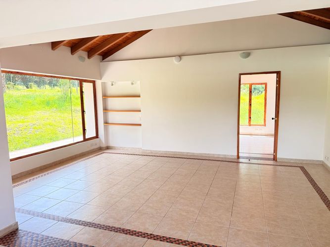 Casa de 3 alcobas en venta en Pueblo Viejo, Cota, 387 m² · foto 10 de 13