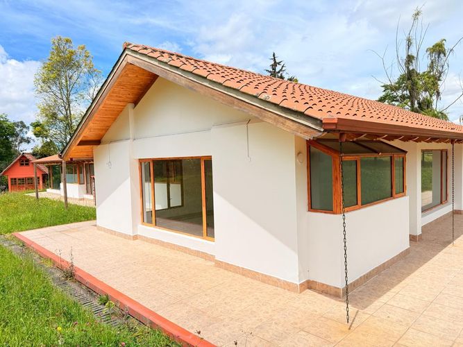 Casa de 3 alcobas en venta en Pueblo Viejo, Cota, 387 m² · foto 5 de 13