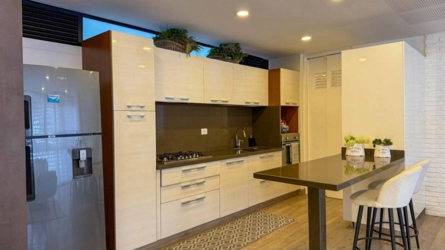 Apartamento de 3 alcobas en venta en Cabecera Del Llano, Bucaramanga, 136 m² · foto 2 de 24