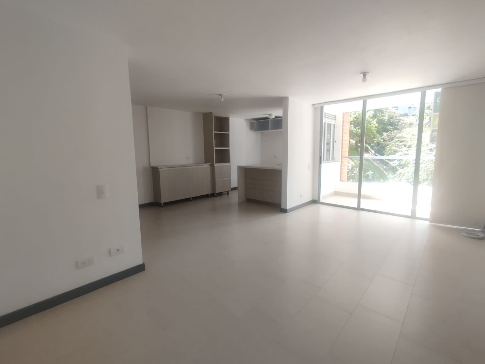 Apartamento en arriendo en Loma Del Escobero, Envigado · foto 5 de 15