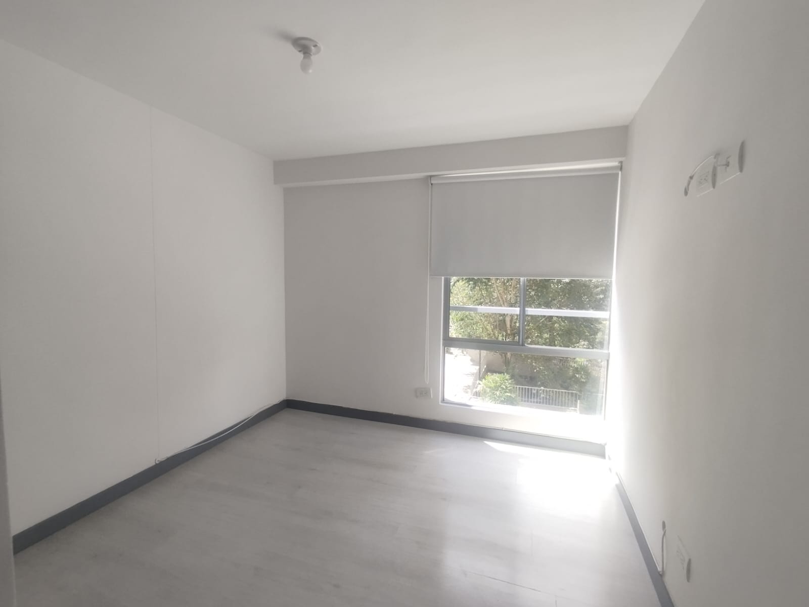 Apartamento en arriendo en Loma Del Escobero, Envigado · foto 7 de 15