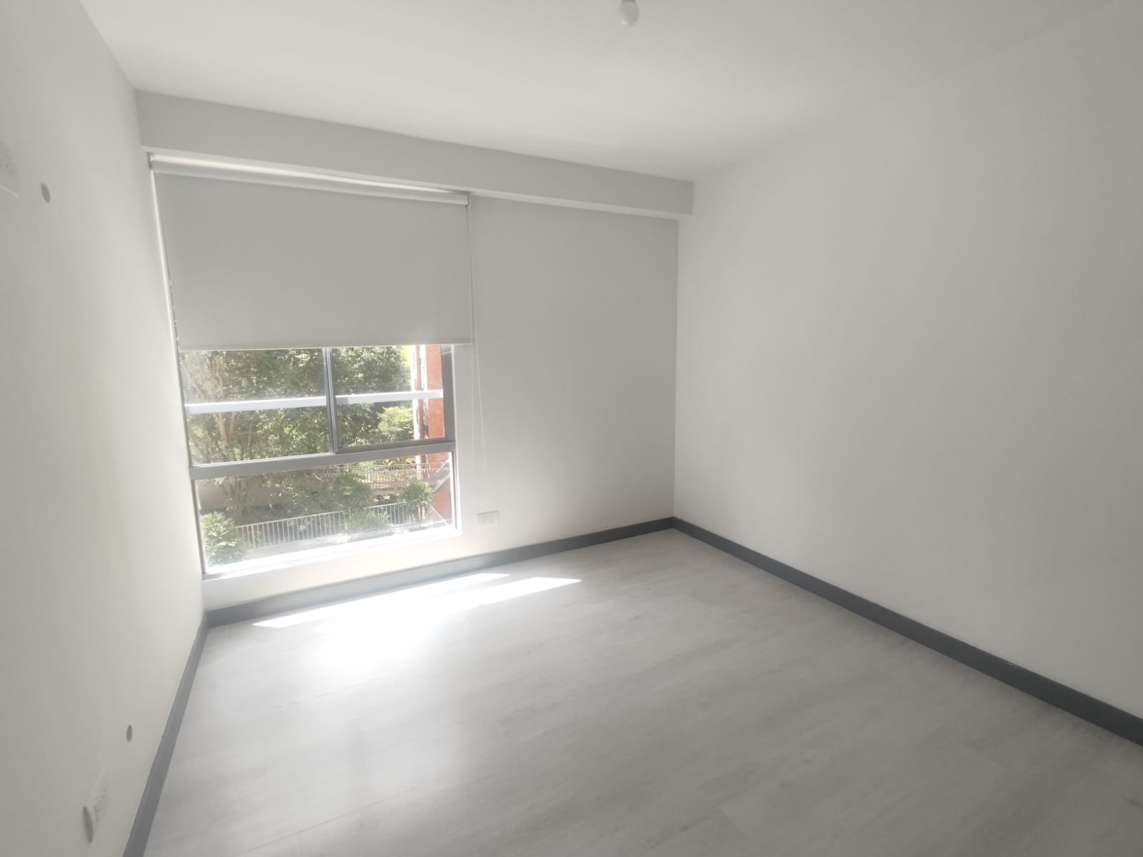 Apartamento en arriendo en Loma Del Escobero, Envigado · foto 8 de 15