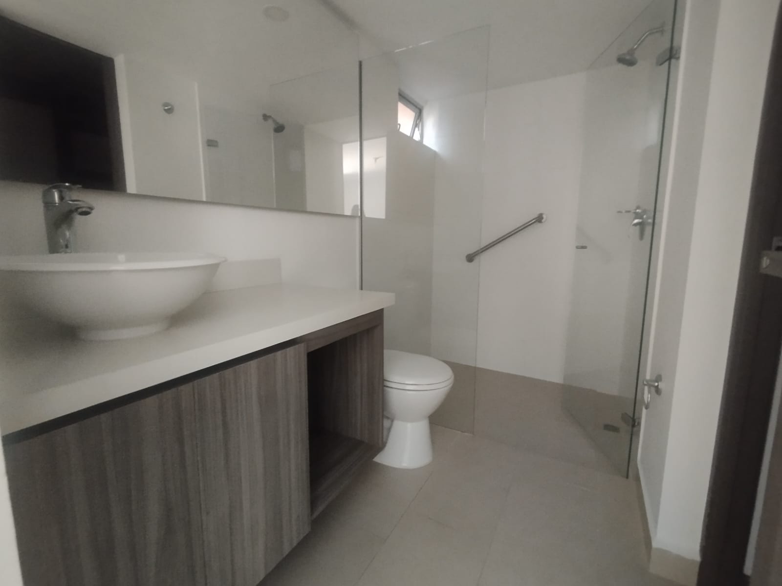 Apartamento en arriendo en Loma Del Escobero, Envigado · foto 10 de 15