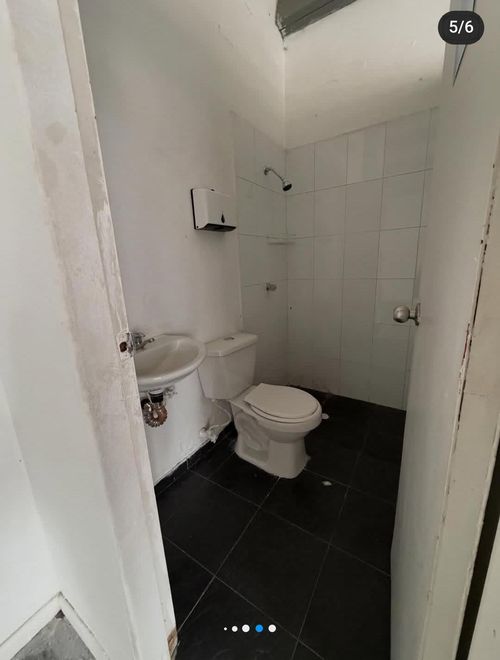 Local en arriendo en El Poblado, Medellín, 160 m² · foto 3 de 4