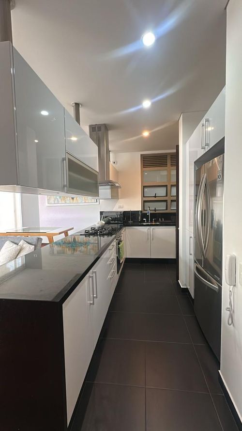 Apartamento de 2 alcobas en arriendo en Chico Norte, Bogotá, 100 m² · foto 5 de 22