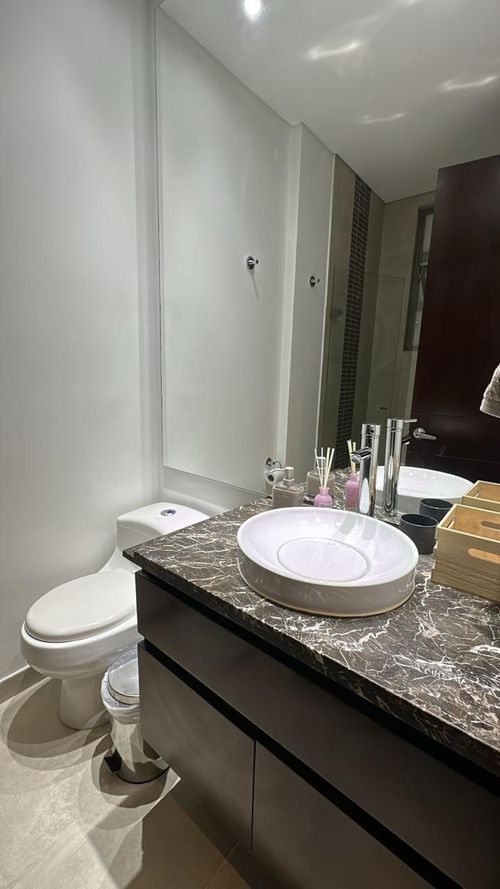 Apartamento de 2 alcobas en arriendo en Chico Norte, Bogotá, 100 m² · foto 14 de 22