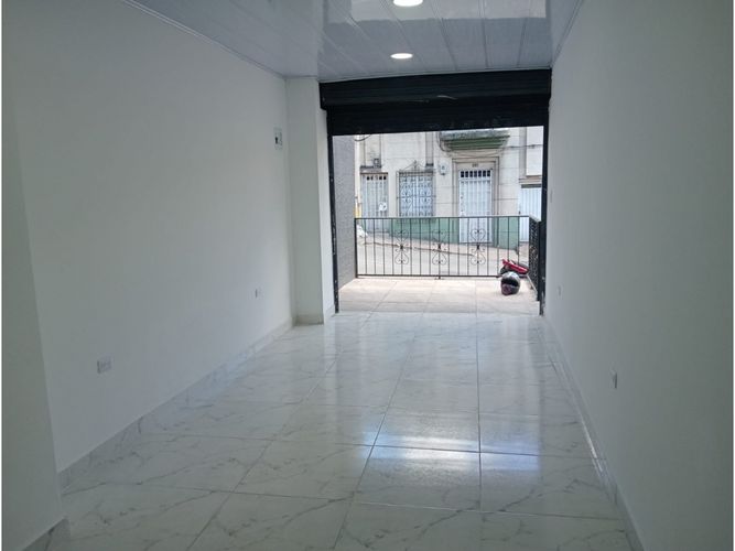 Local en arriendo en Bomboná No. 1, Medellín, 25 m² · foto 8 de 12