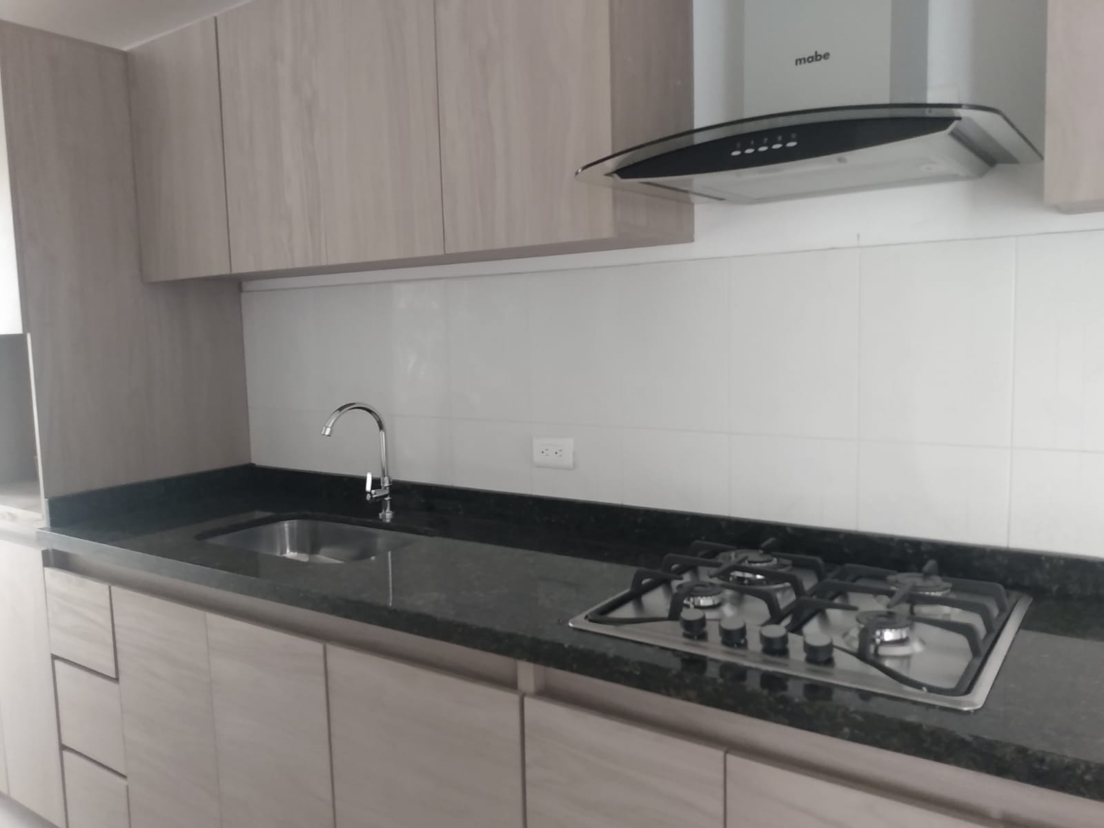 Apartamento en venta en Los Alpes, Pereira · foto 2 de 9
