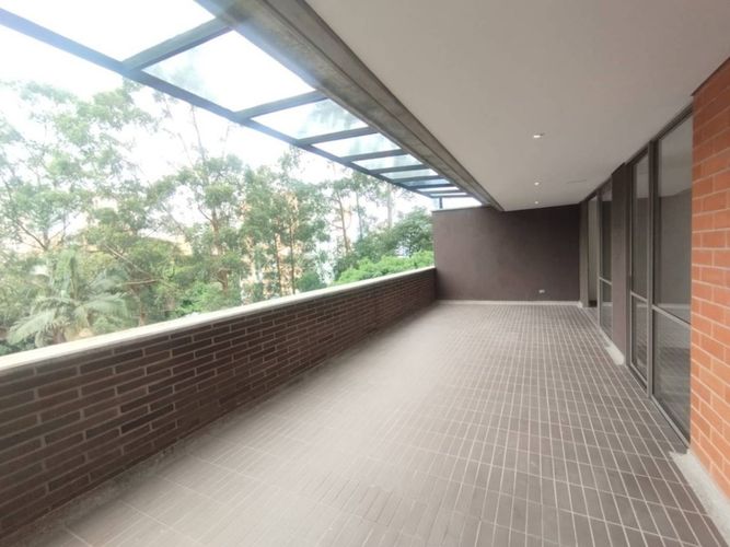 Apartamento de 1 alcoba en arriendo en Los Balsos, Medellín, 97 m² · foto 8 de 13